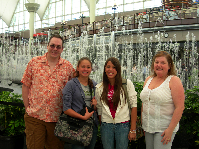 Vaessens and the girls